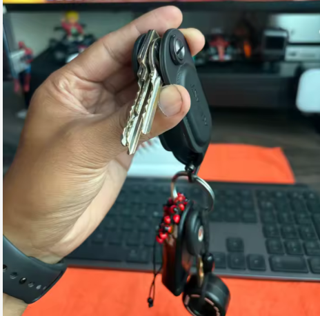 Trackable Key Organizer V2